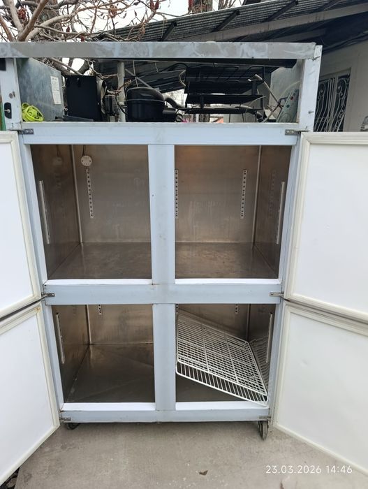 Промышленные холодильники 2 штуки б/у рабочие
