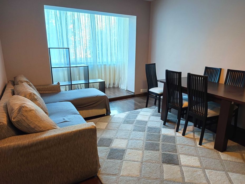 Inchiriere apartament 3 camere, semidecomandat pe Str. Marasesti - Disponibil începând cu 1 iulie 2026.
