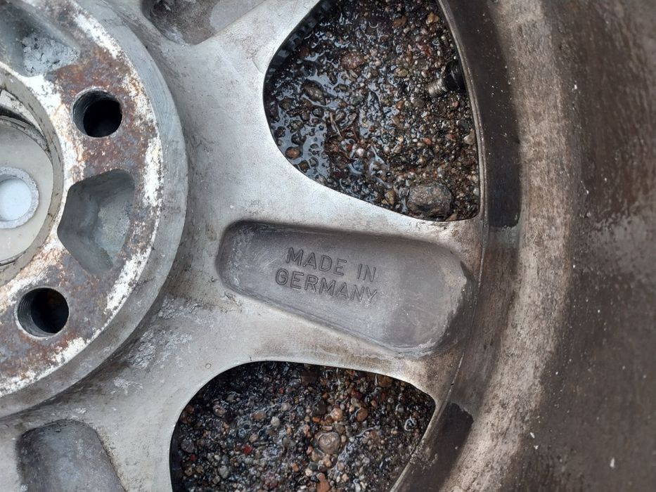 Оригинальные диски R17. На Мерседес 124.