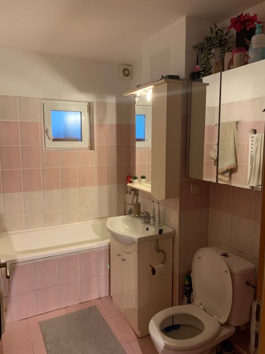 Vand apartament 4 camere