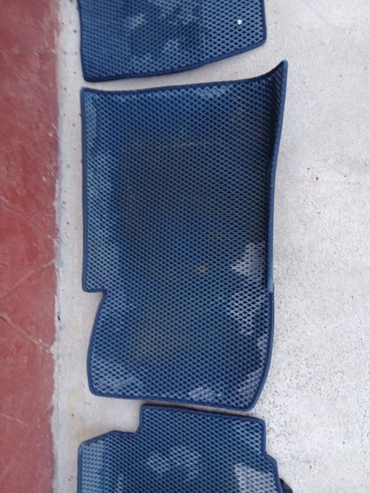 Полики для авто новое