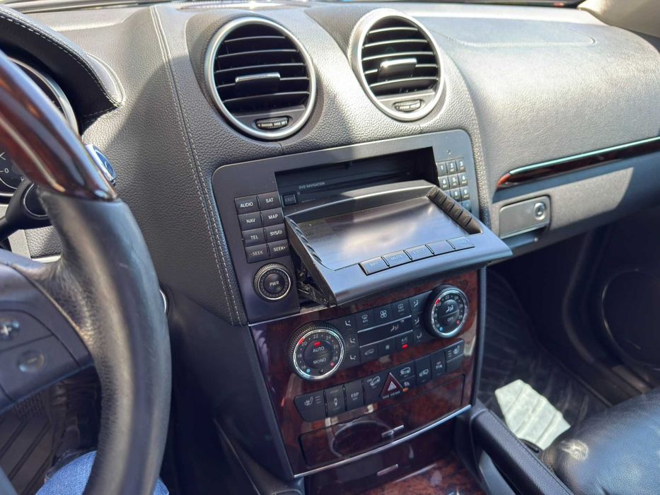 Mercedes Benz GL 550
