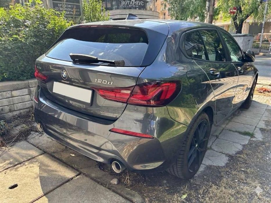 BMW 120d xDrive (F40)