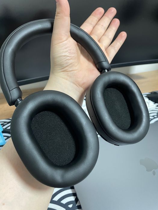 Продам Sony XM5 черного цвета