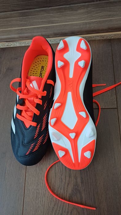 Бутонки Adidas predator