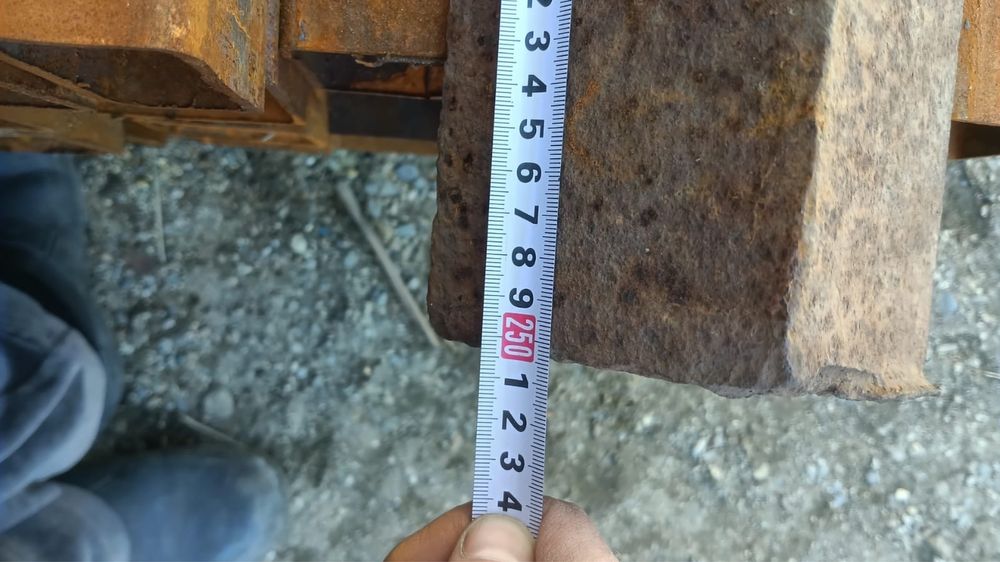 Уголок 100х100х10