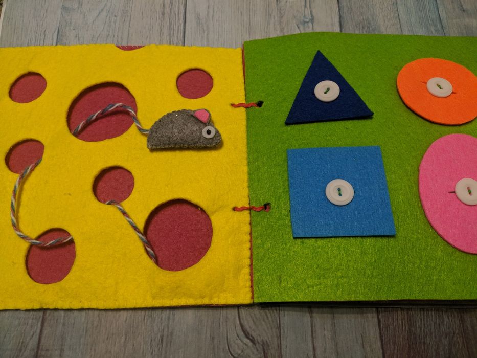 Книжки малышки из фетра .