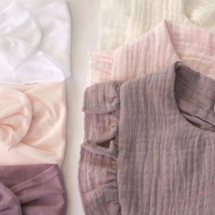 Комплект бебешки лигавник и лента