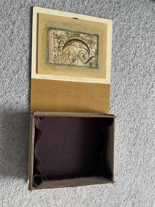 Декоративна кутия