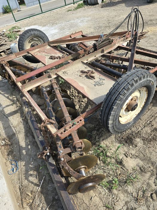 Vând disc și presă/balotieră gallignani model 2500