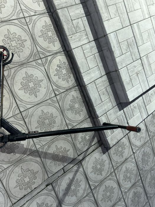 Продам самокат трюковой