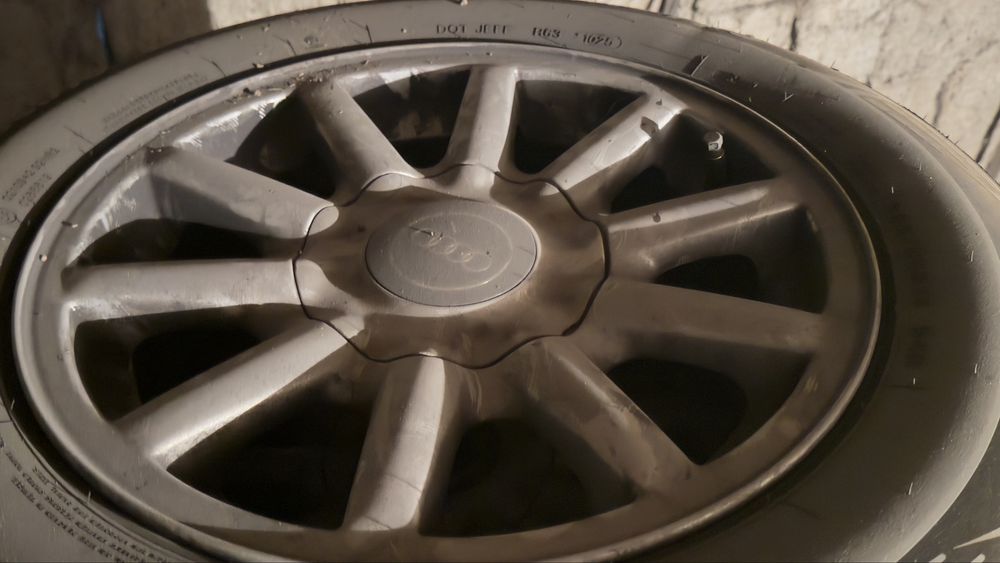 Диск с резиной продаётся