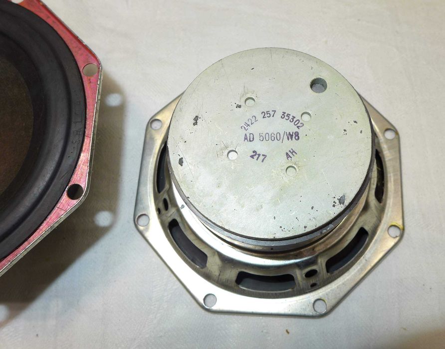 Антики :1960г. Philips филтри и  говорители