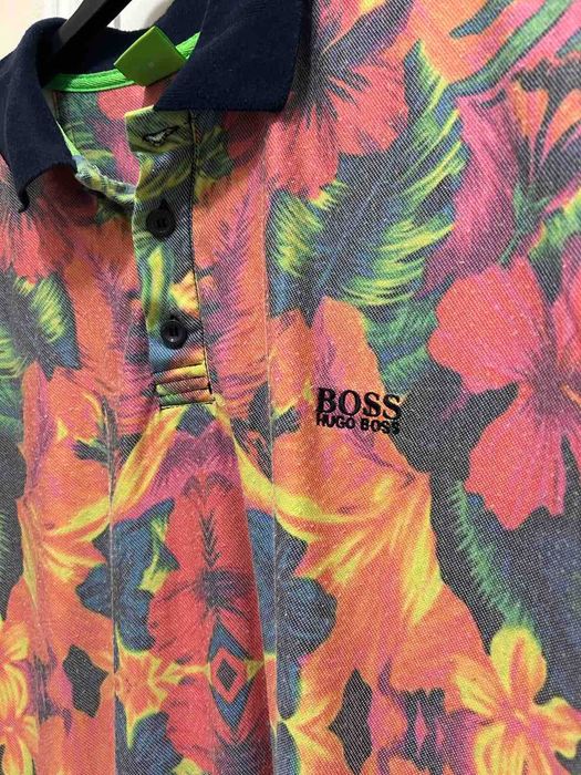 Тениска многцветна BOSS - като нова