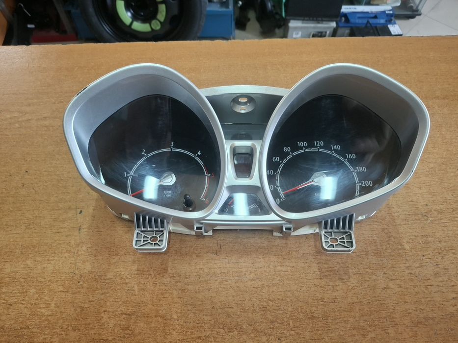 Ceasuri de bord Ford Fiesta 2011-2015