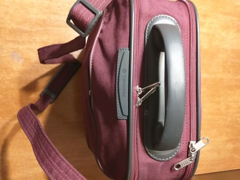 Geanta umar Samsonite