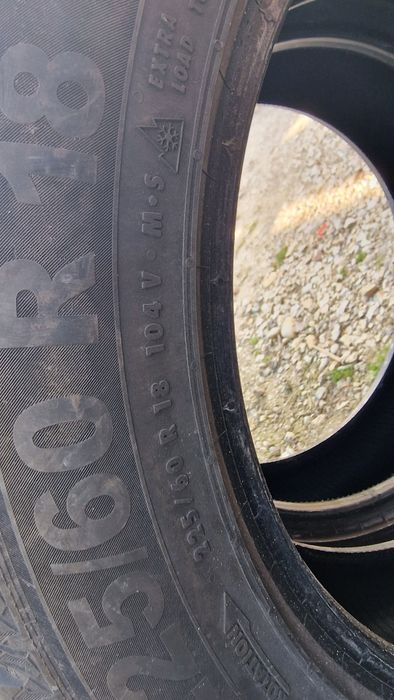 Anvelope 225/60R18 marca Semperit, M+S,DOT 2021,7 mm