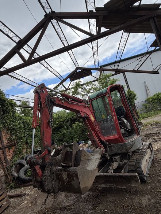 Miniexcavator yanmar vio 25-4
