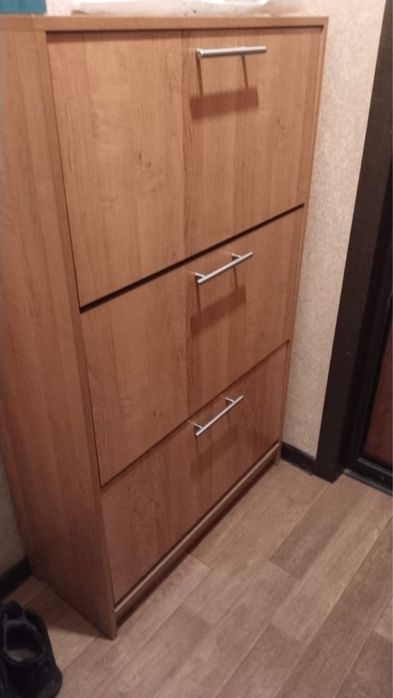 Продается обувница для прихожей