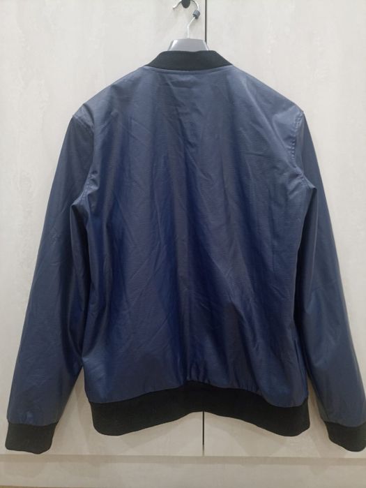 Продам две куртки