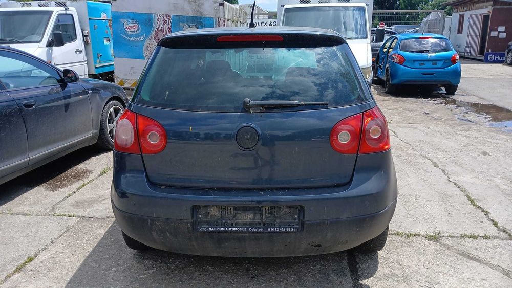 Dezmembrez VW GOLF 5 - 1.6 FSI Din 2008 - BLF