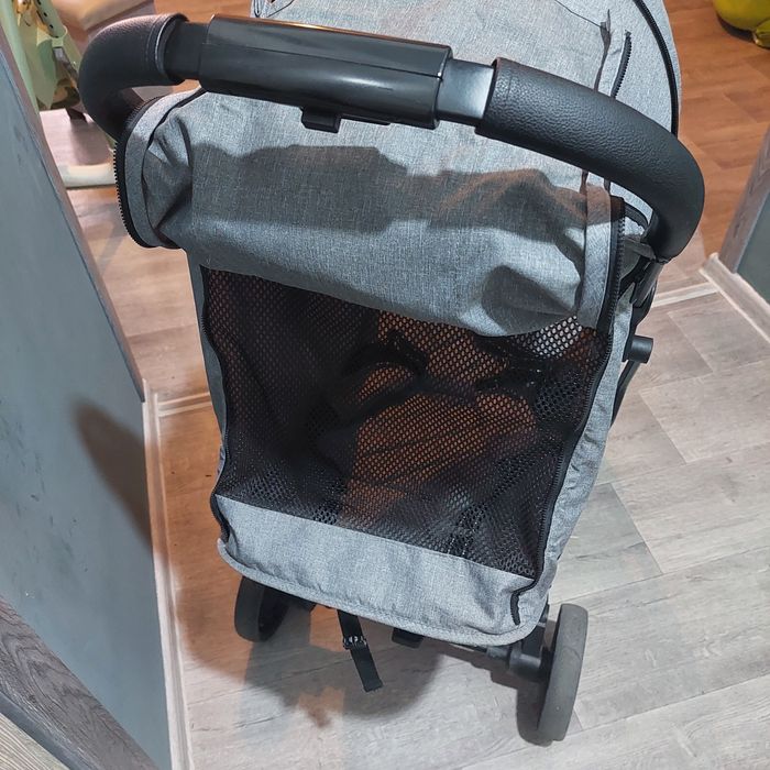 Продам коляску Ining baby