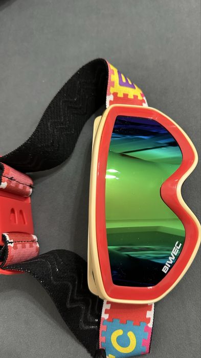 Продам лыжные очки