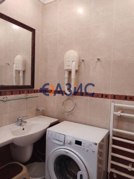Продава се Двустаен апартамент в Созопол - 67 кв.м за 1448 €/кв.м - Снимка #10