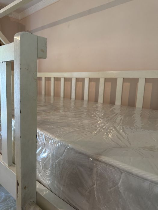 Детская кровать двухярусная