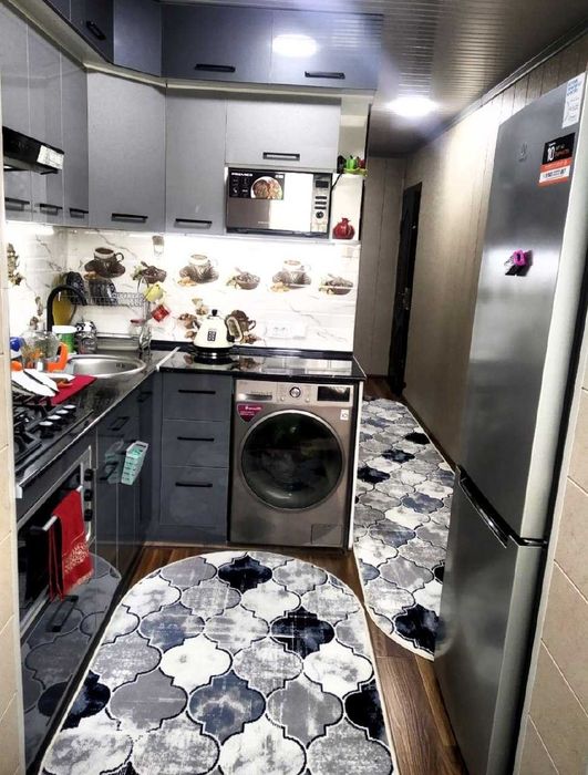 Oktabr 1 mikrarayonda uy sotiladi