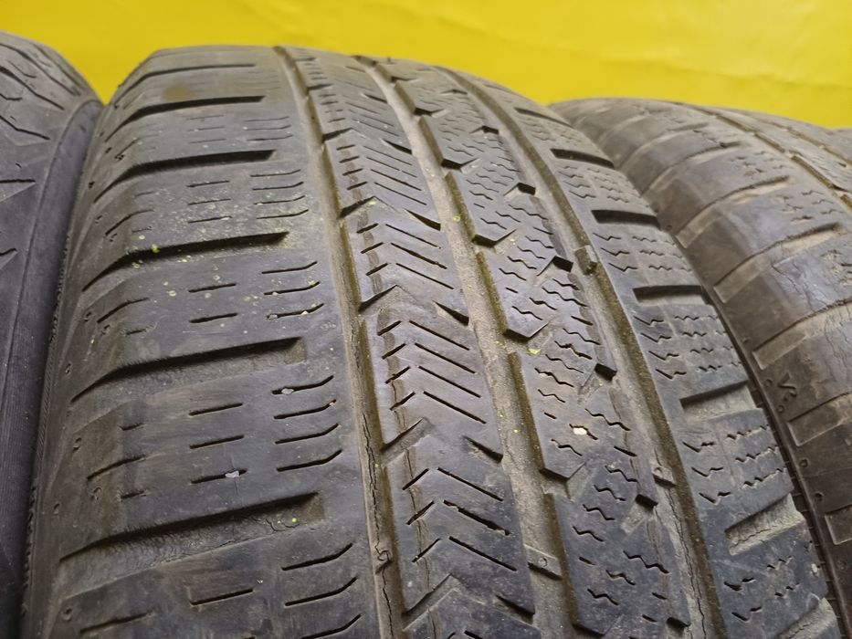 Шины 195/65 R15 Vredestein комплект.
