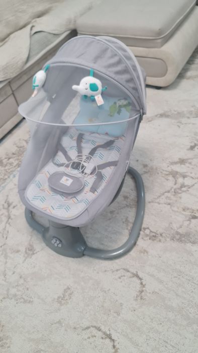 Продам детский Шезлонг
