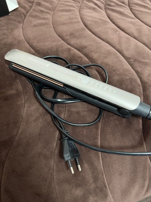 Преса за изправяне на коса - Remington Keratin therapy