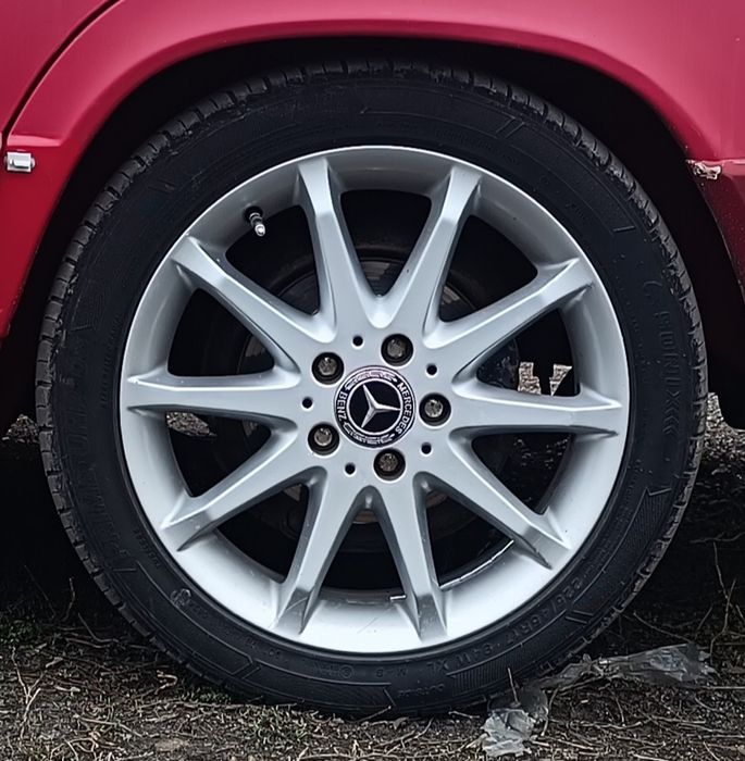 Продам диски с резиной 225/45/17