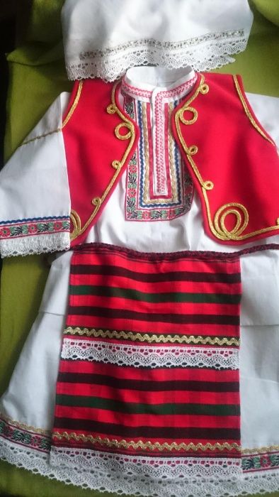 Детска народна носия