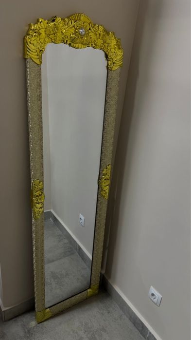 Зеркало напольное в полный рост