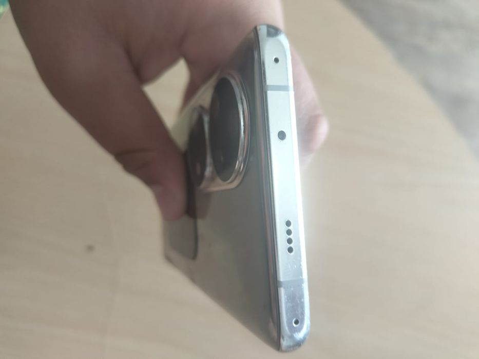 продам обменяю Huawei p50 pro