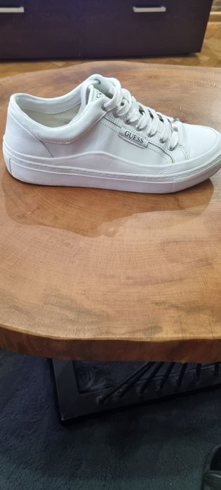 Спортни обувки guess