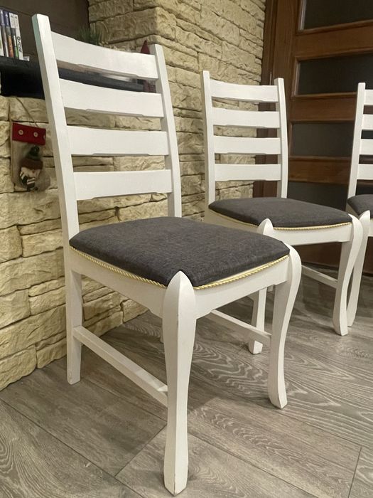 Трапезни/кухненски столове 3 броя