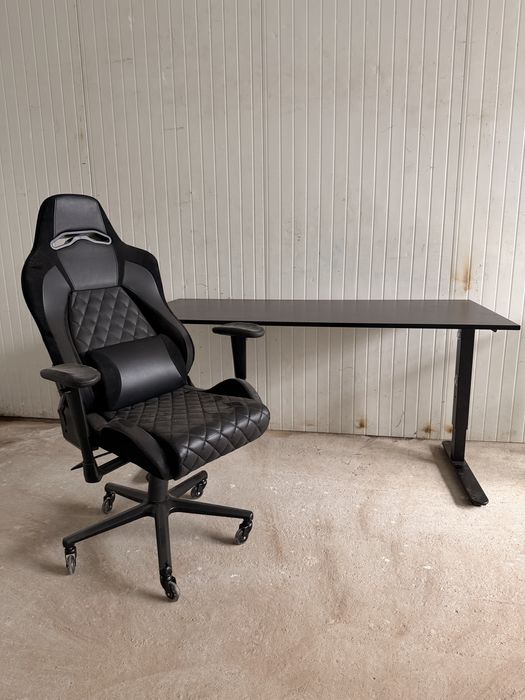 Birou negru JYSK 160x80 + scaun Birou KRING VALE