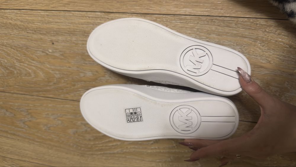 Белые слипоны оригинальные с Америки Michael  Kors