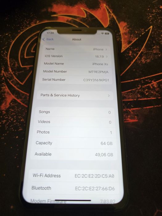 iPhone Xs Space Gray