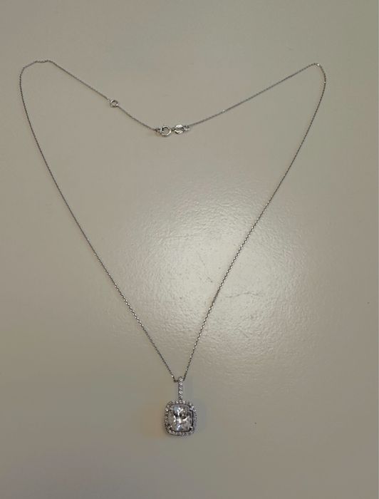 Colier aur 9k, APM Monaco ( BB Collection)