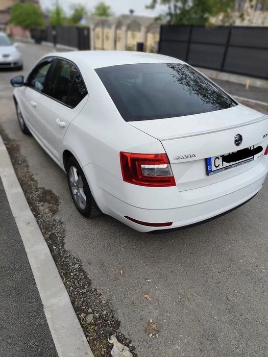 SKODA Octavia 2019 — imagine 3