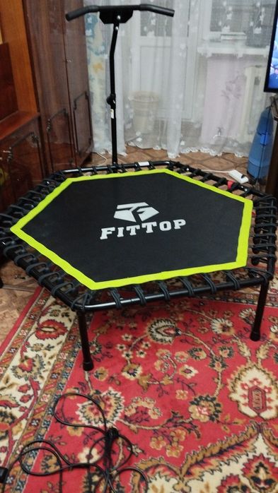 Спортивный батут с ручкой