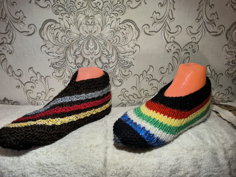 Продаю носки, следки, варежки