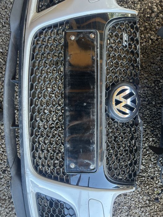 Предна ГТИ броня за голф 5/Predna GTI/GT bronq za VW golf 5