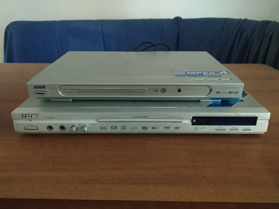 Продам ДВД плеера
