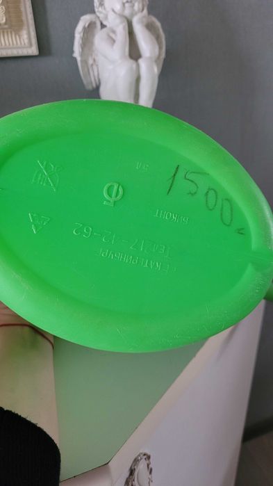 Продам лейку и лукошко