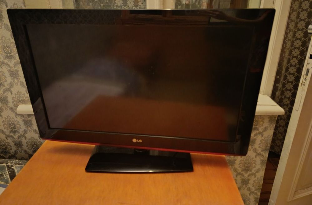 Срочно! Скидка!Продам плазму телевизор LG,Корея
